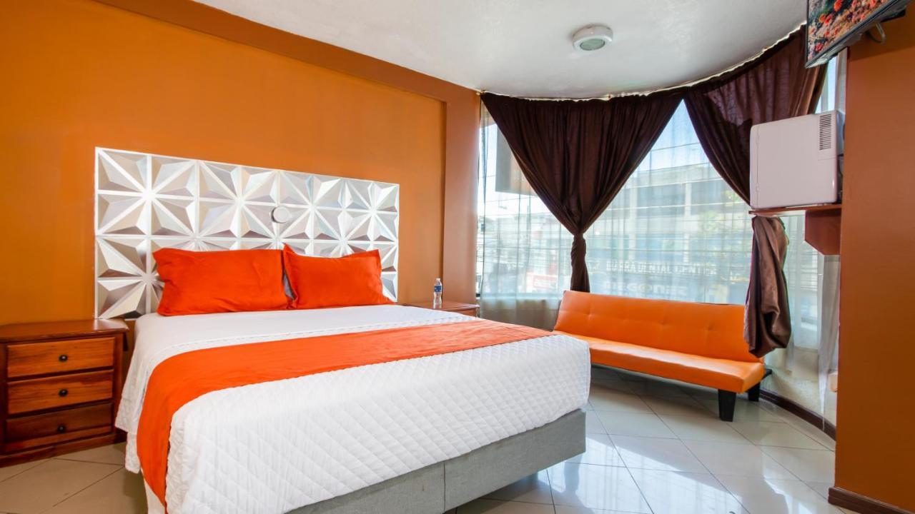 Hotel Miraflores Ibarra Exteriör bild