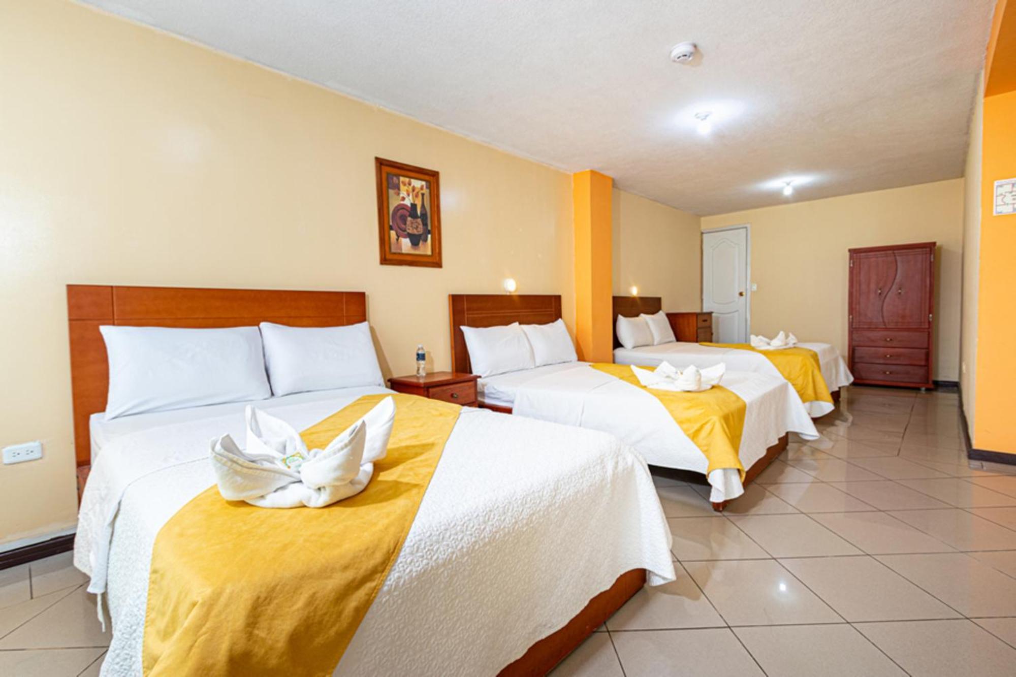 Hotel Miraflores Ibarra Exteriör bild