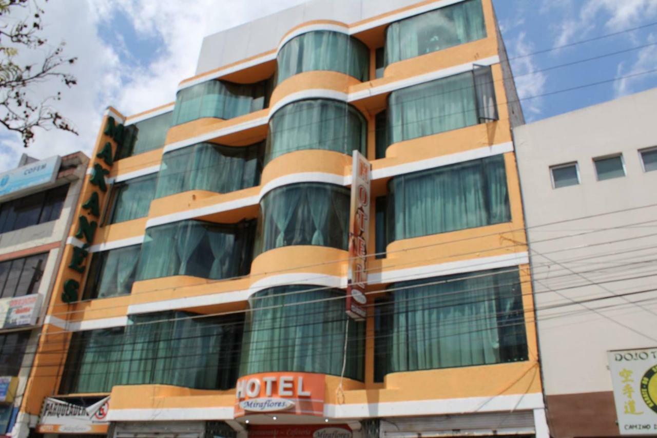 Hotel Miraflores Ibarra Exteriör bild
